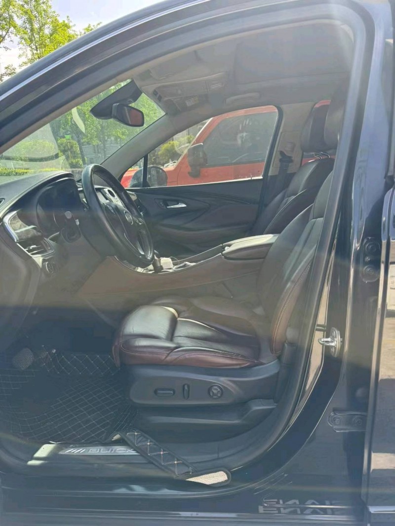 重庆15年别克昂科威2