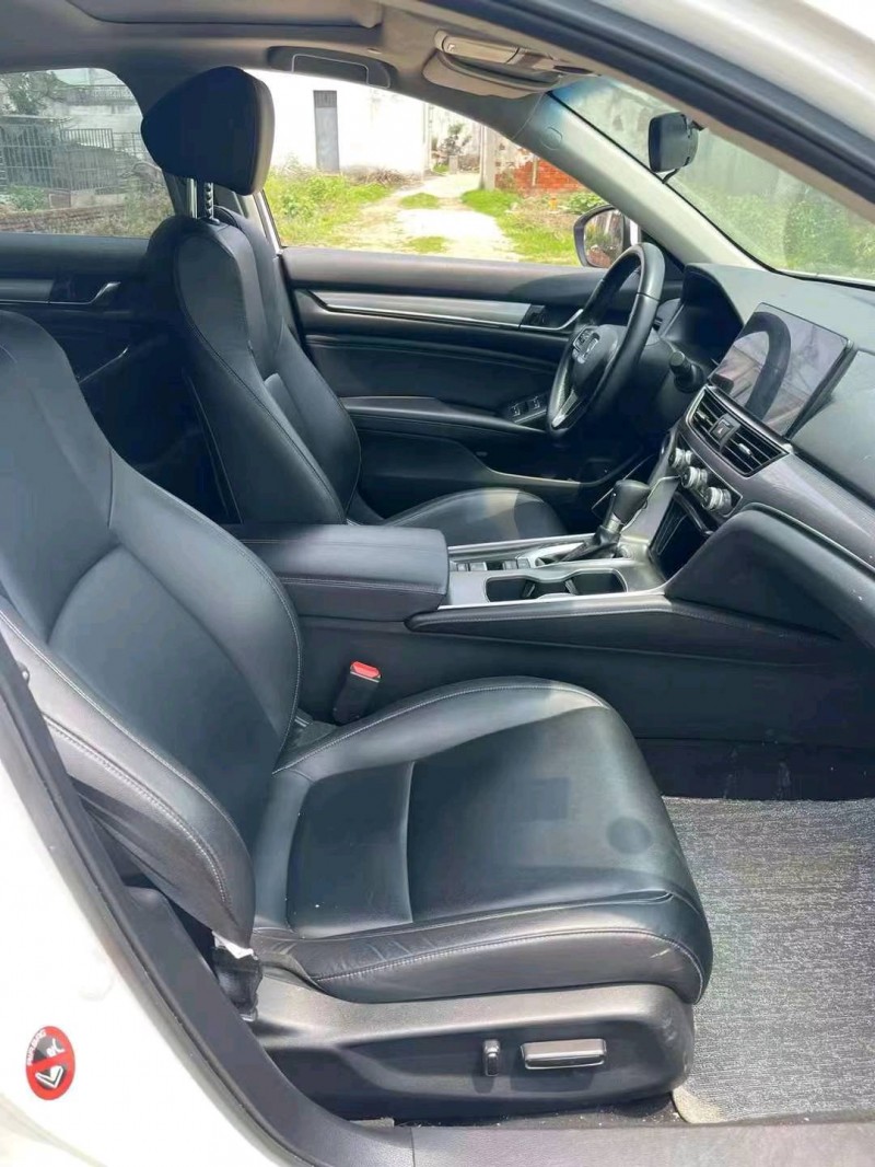 枣庄22年本田雅阁8