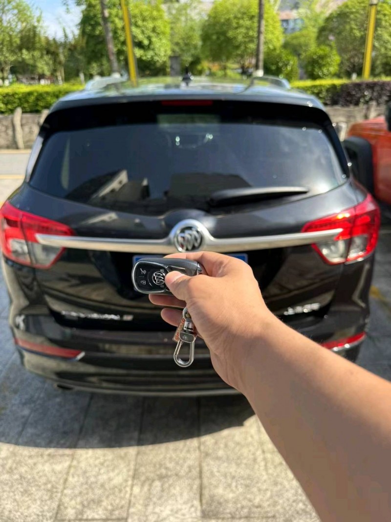 重庆15年别克昂科威5