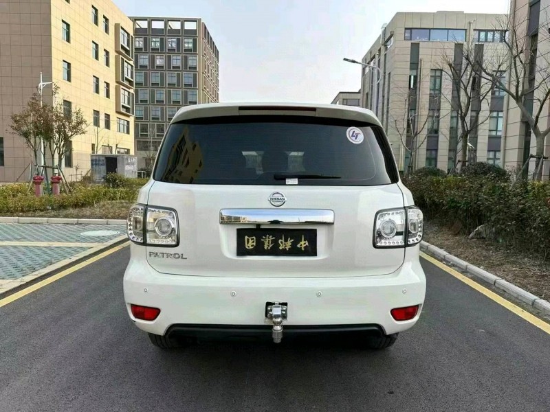徐州18年日产途乐9