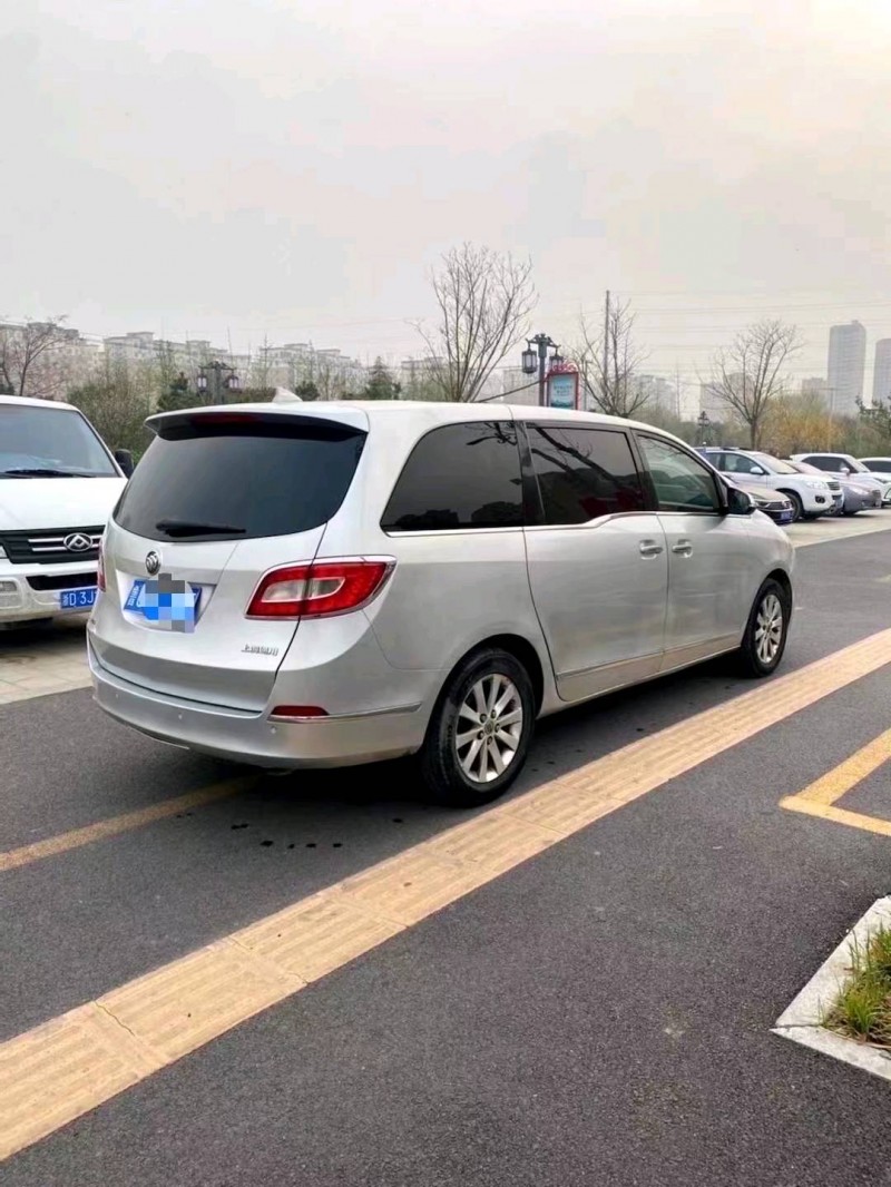 菏泽11年别克GL87