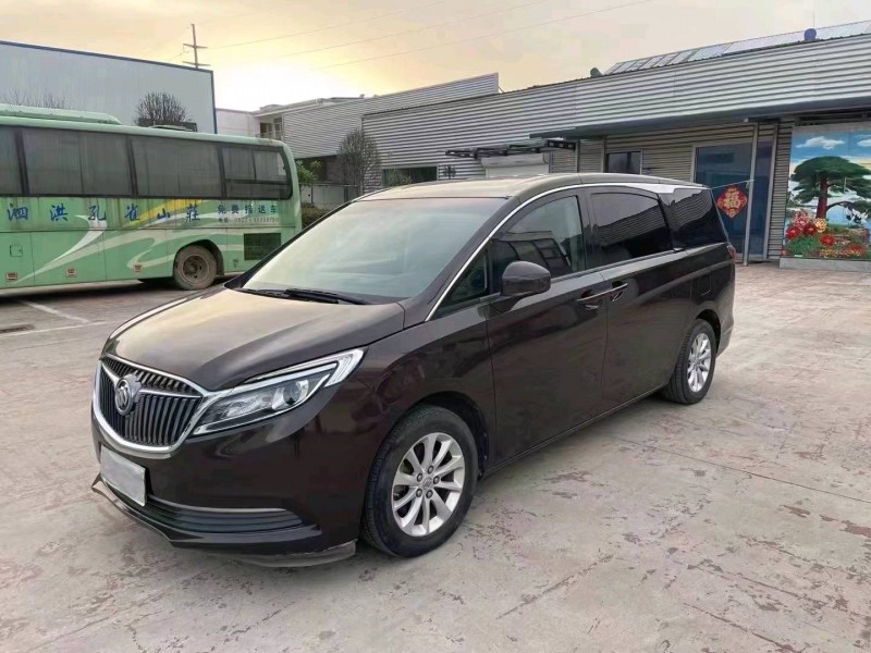 徐州17年别克GL82