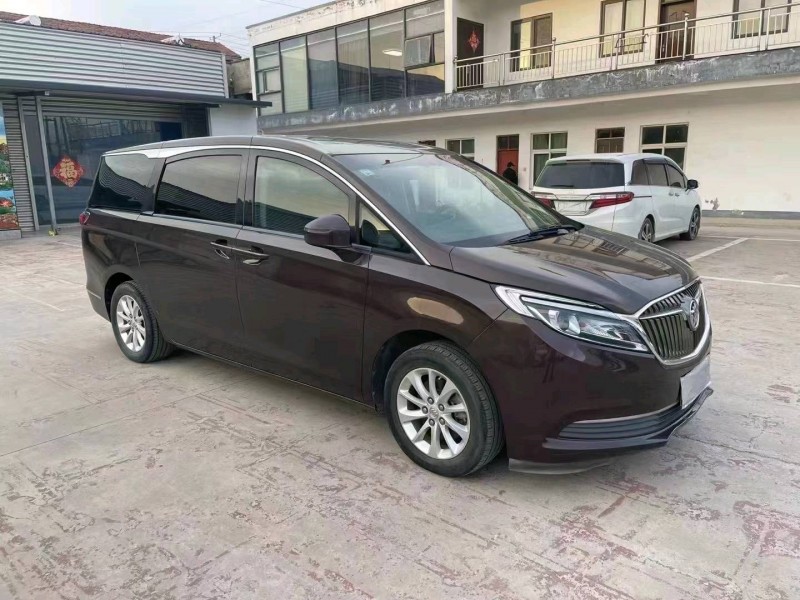 徐州17年别克GL83