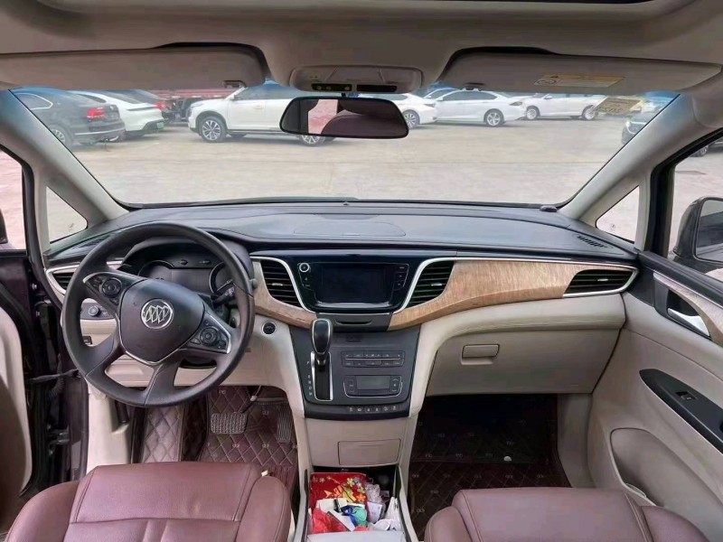 徐州17年别克GL85