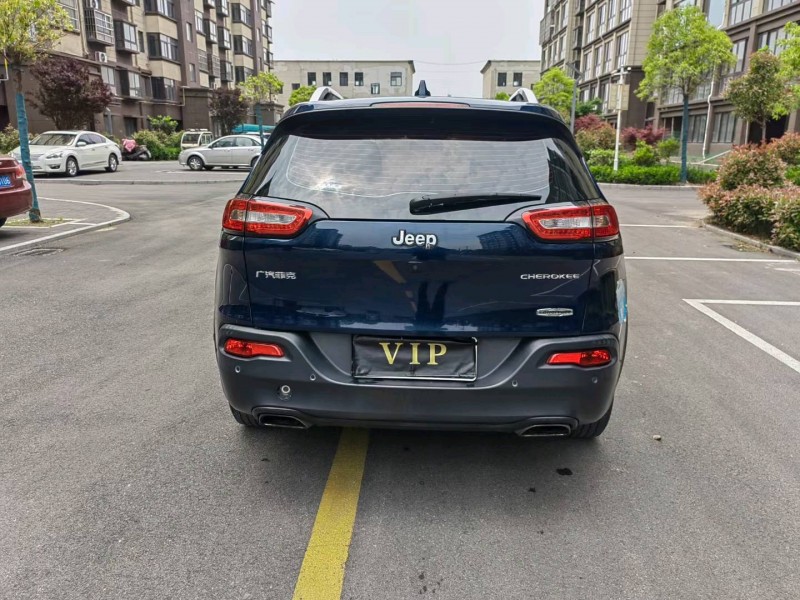 徐州17年Jeep自由光7