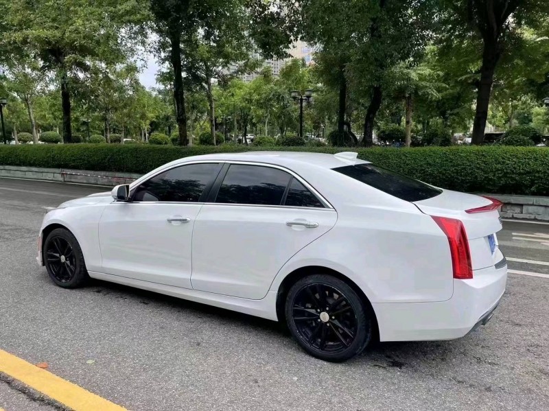 佛山19年凯迪拉克CT54