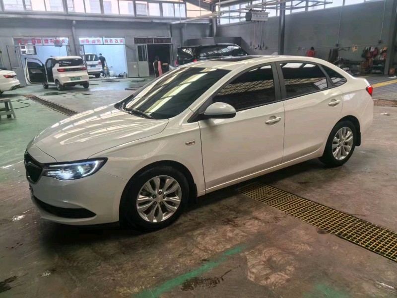 保定21年别克英朗3