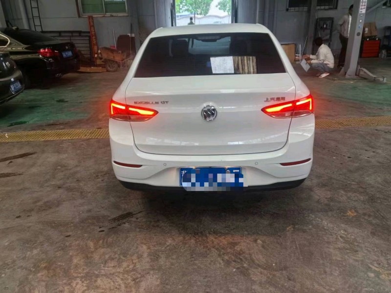 保定21年别克英朗9