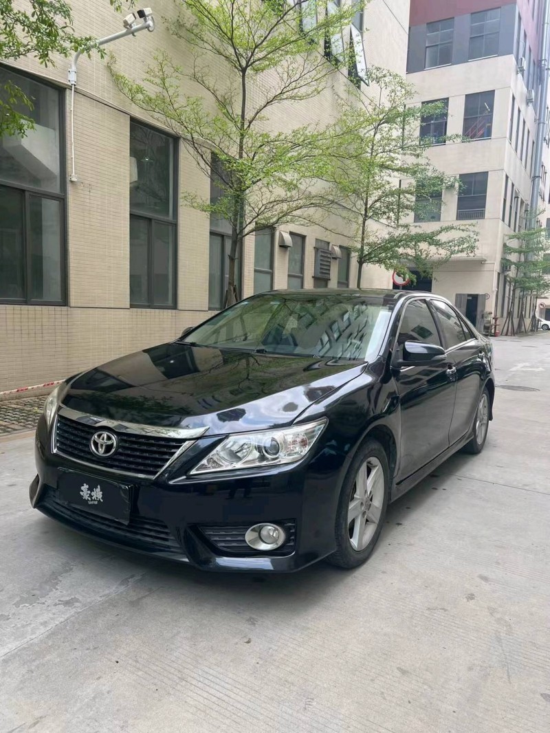 佛山15年丰田凯美瑞3