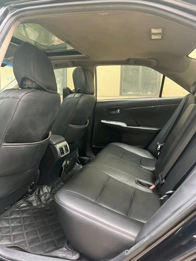 佛山15年丰田凯美瑞8