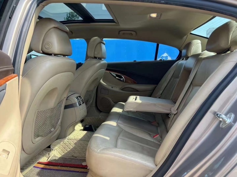 青岛13年别克君越7