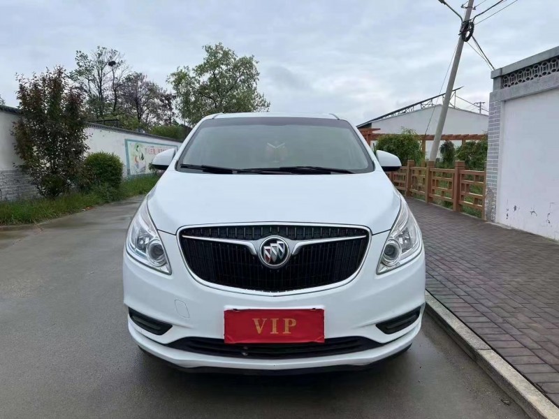 青岛18年别克GL81