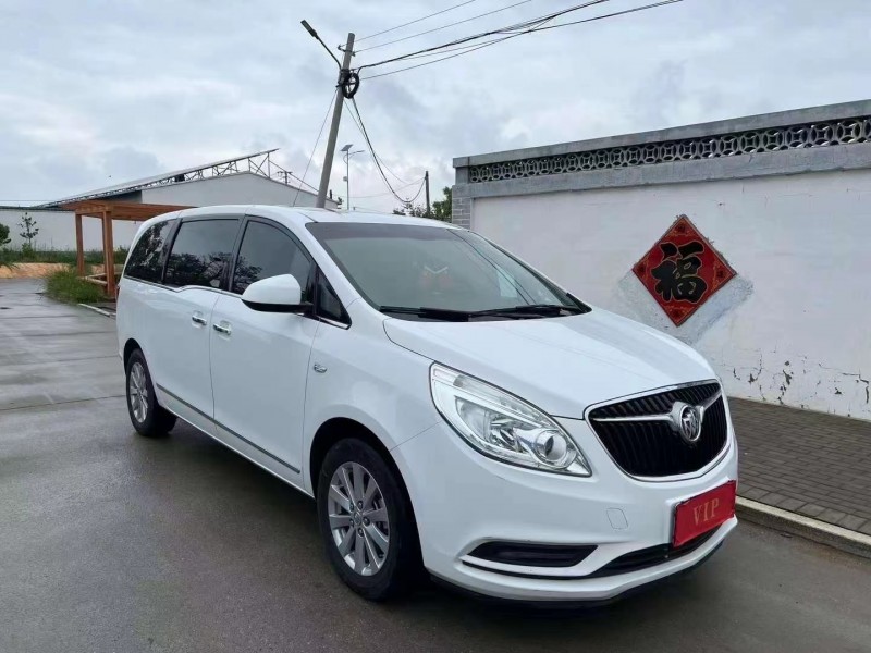 青岛18年别克GL83