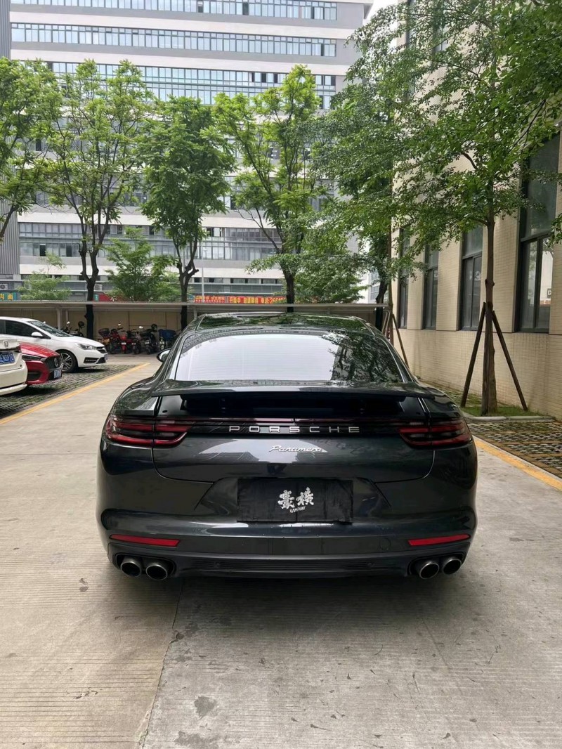 佛山19年保时捷帕拉梅拉5