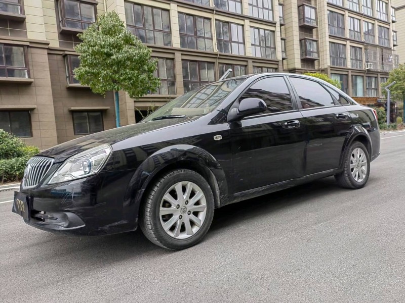 徐州13年别克凯越3