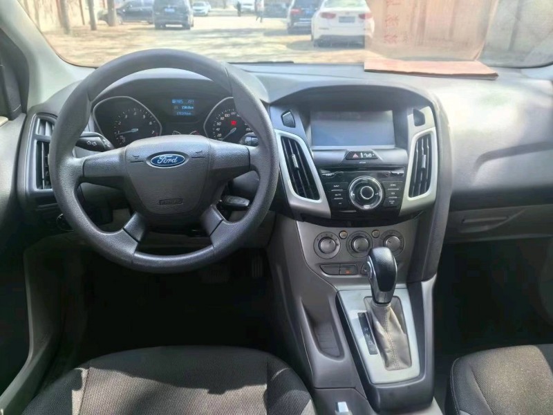 保定14年福特福克斯6