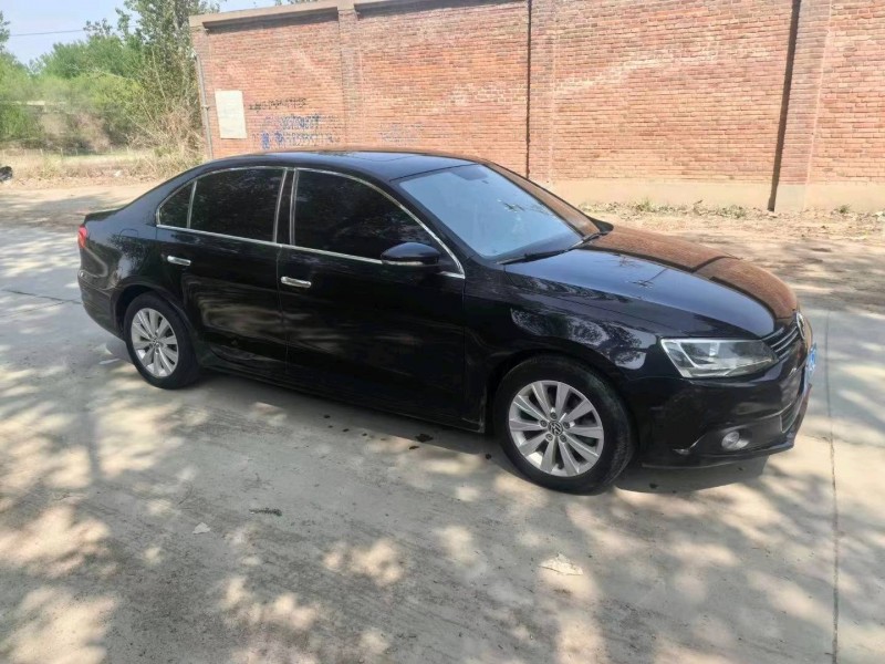 保定14年大众速腾2