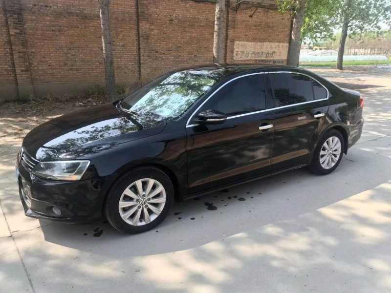 保定14年大众速腾3