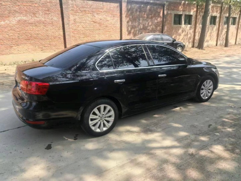 保定14年大众速腾6