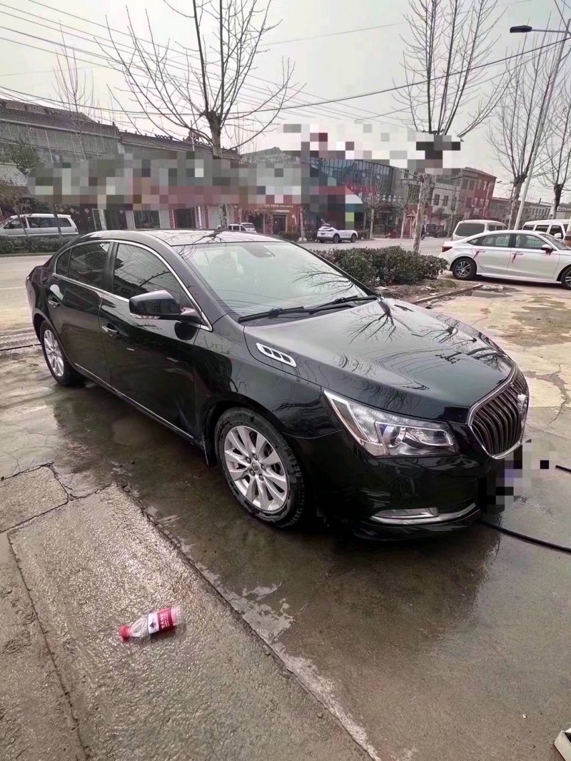 济宁14年别克君越3