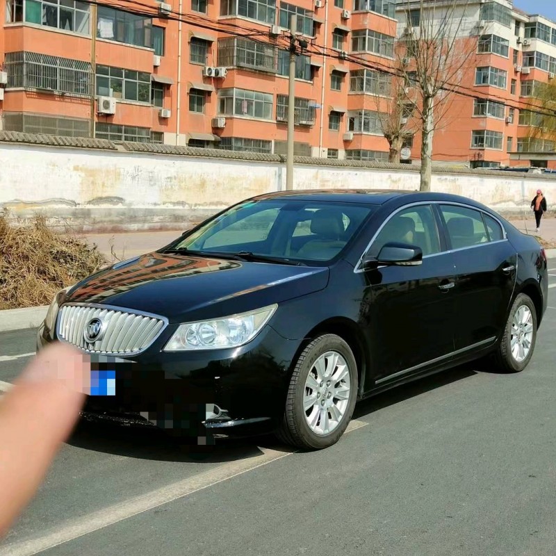 聊城13年别克君越3