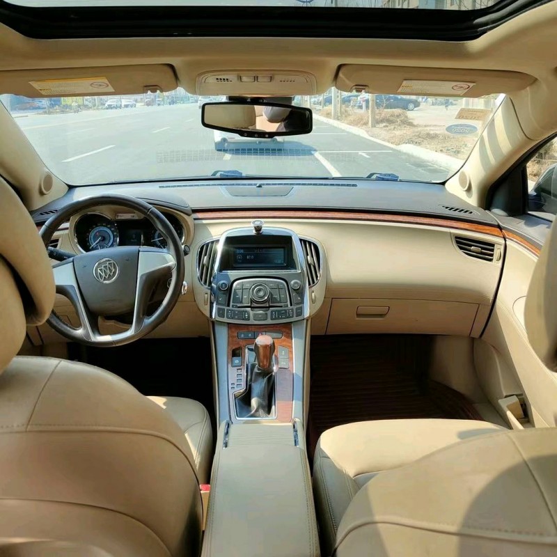 聊城13年别克君越7