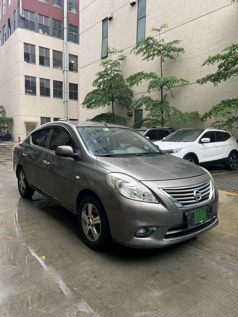 佛山12年日产阳光2