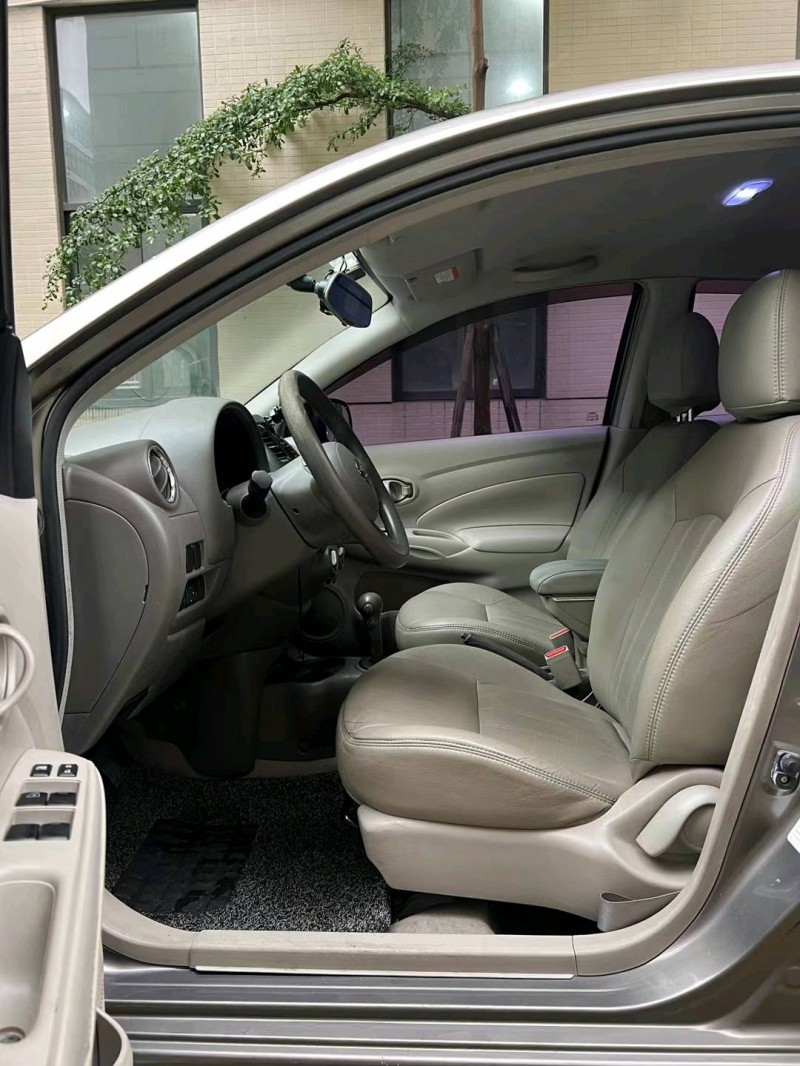 佛山12年日产阳光6