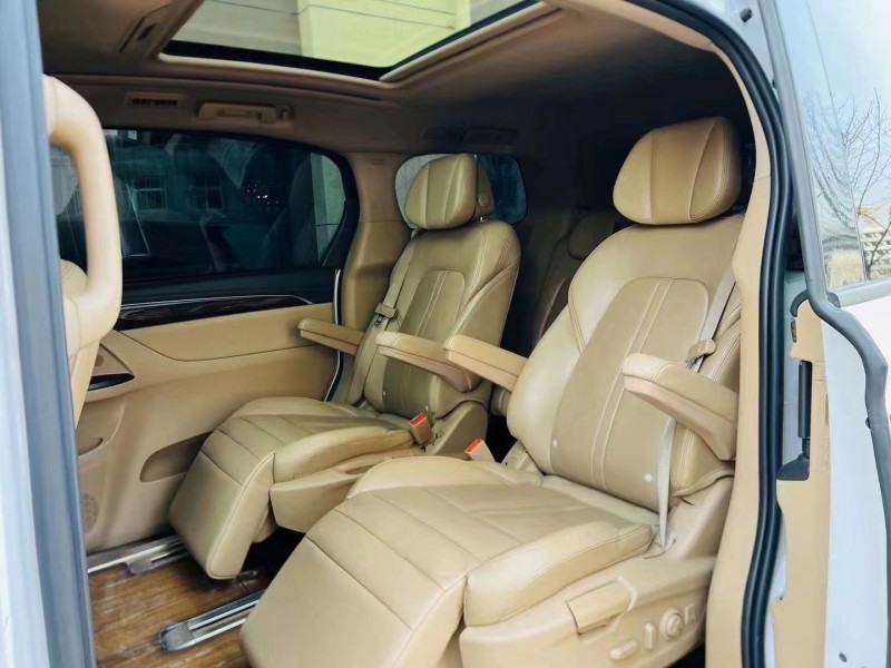 济宁18年别克GL86