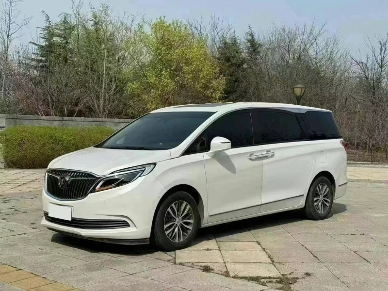 青岛21年别克GL83