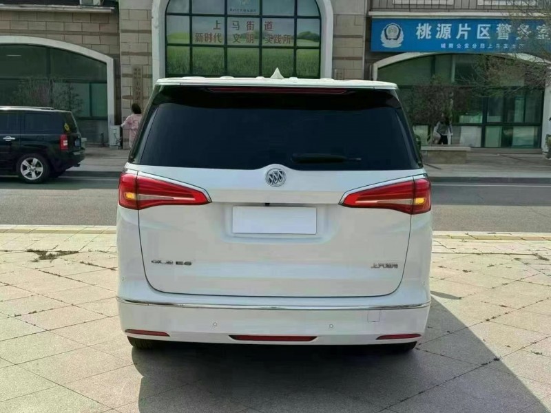 青岛21年别克GL89