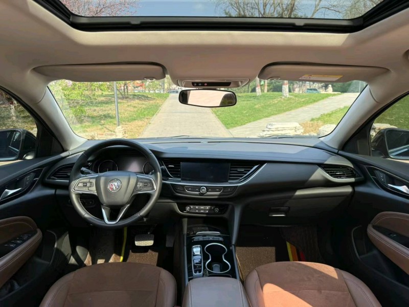 邢台21年别克君威5