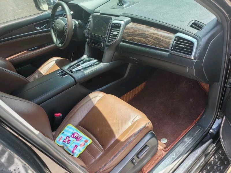 襄阳18年本田URV5