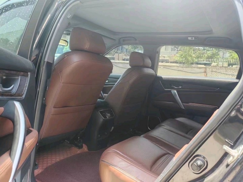 襄阳18年本田URV6