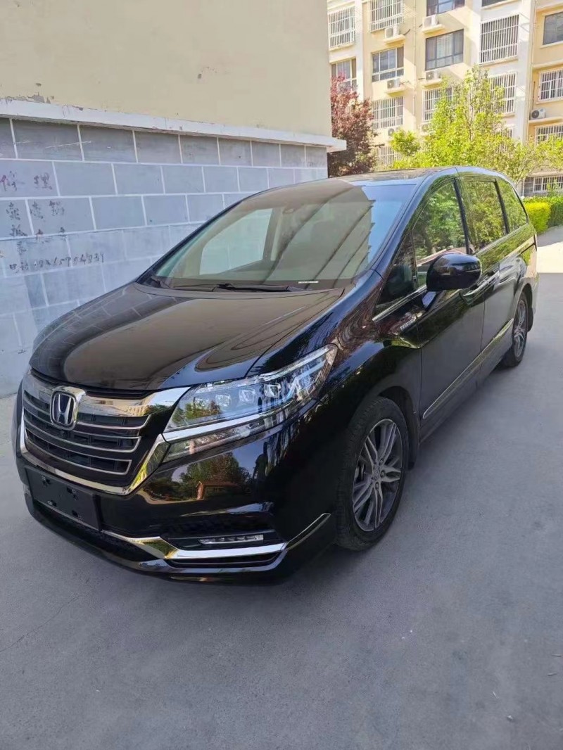 济宁20年本田艾力绅2