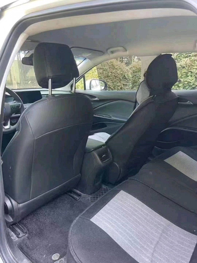 济南23年别克微蓝7