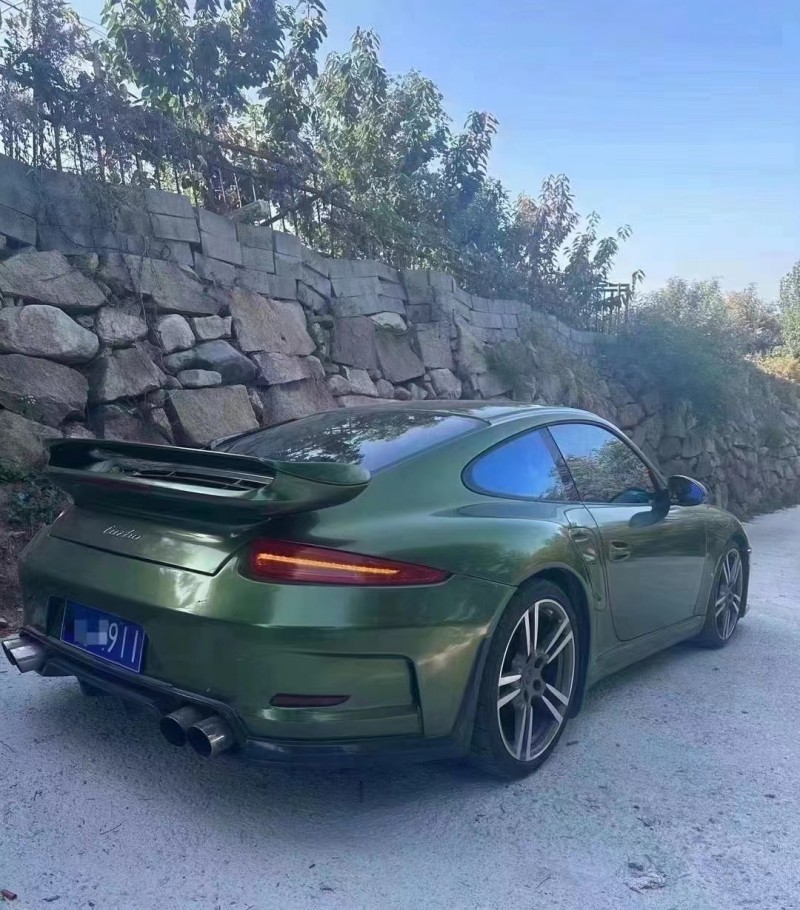 济宁13年保时捷9118