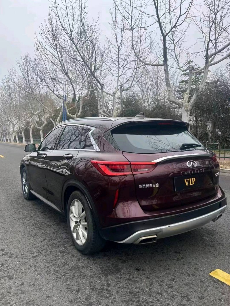 宿遷20年英菲尼迪QX507