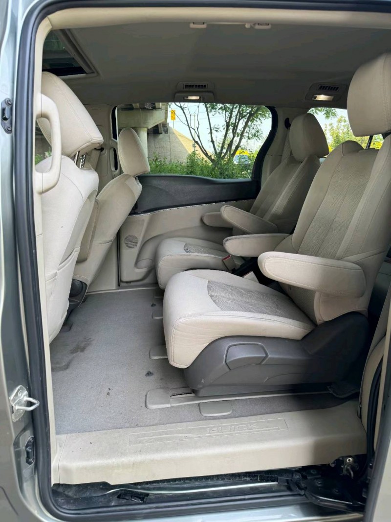 青岛13年别克GL85