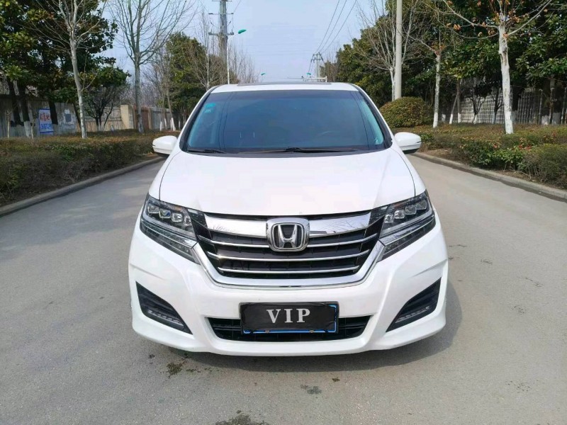 徐州17年本田艾力绅1