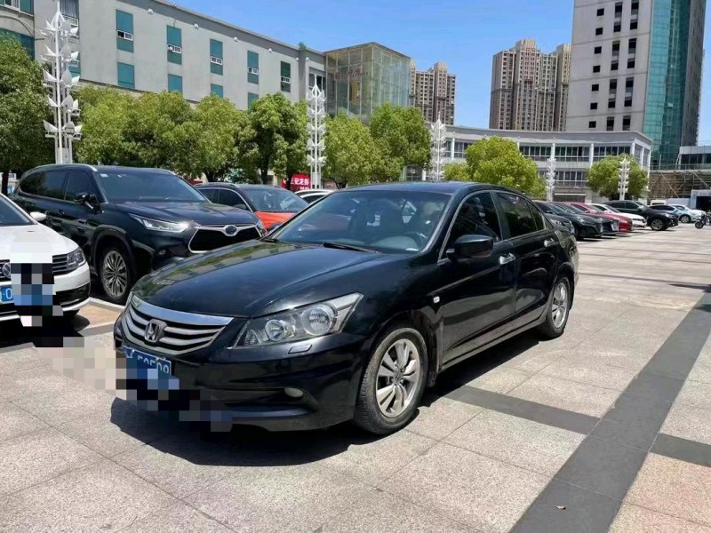 徐州12年本田雅阁2