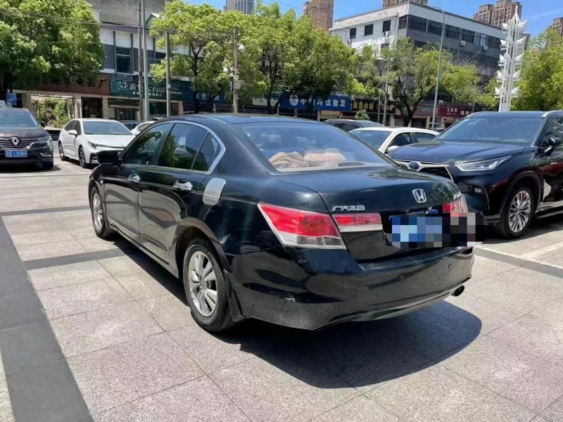 徐州12年本田雅阁7