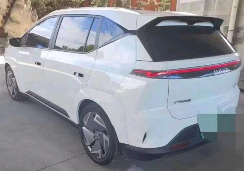 嘉興23年合創汽車Z035