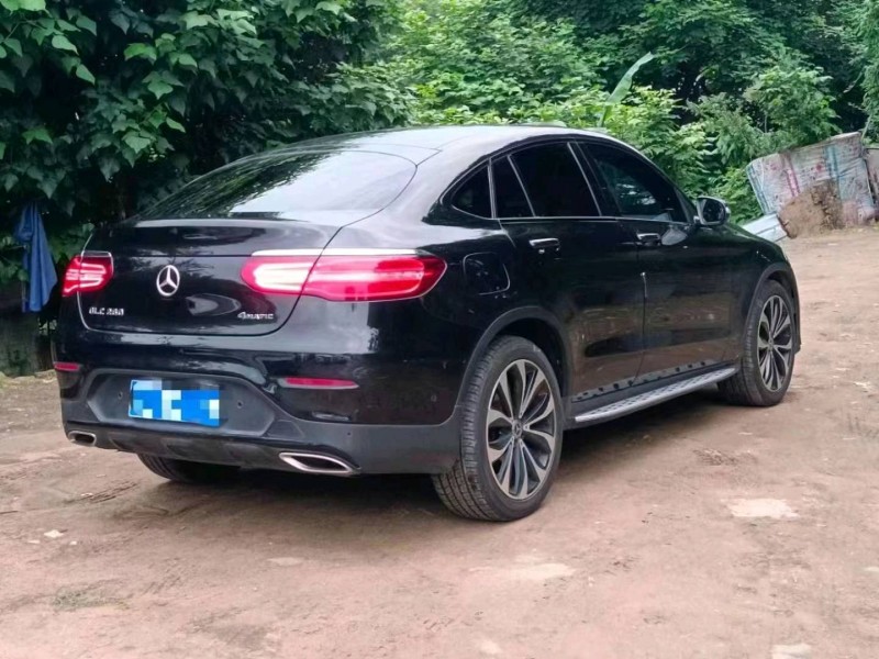 东营19年奔驰GLC5
