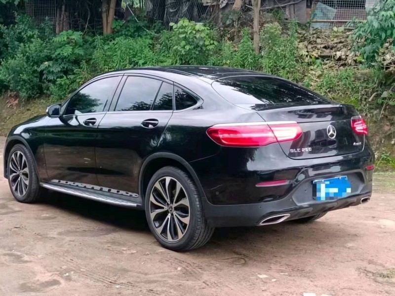 东营19年奔驰GLC6