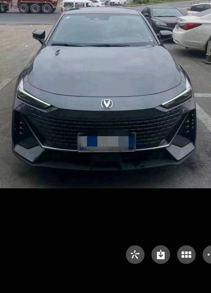 东营24年长安汽车UNI-V1
