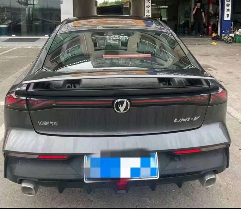 东营24年长安汽车UNI-V2