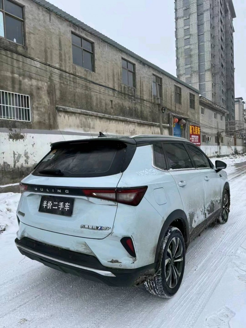 洛陽22年五菱汽車星辰4