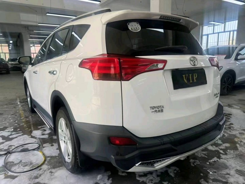 枣庄15年丰田RAV4荣放4