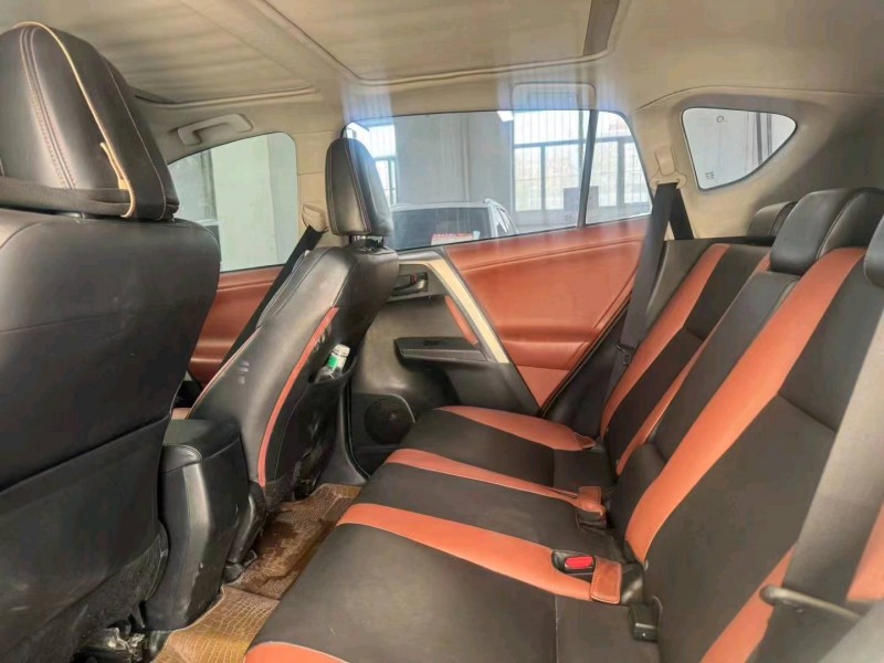 枣庄15年丰田RAV4荣放8
